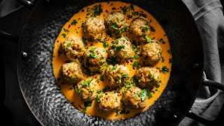 Red Curry Turkey Meatballs with Thai Peanut Sauce