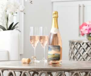 Foreign Affair wines | The Foreign Affair Brut Sparkling Rosé