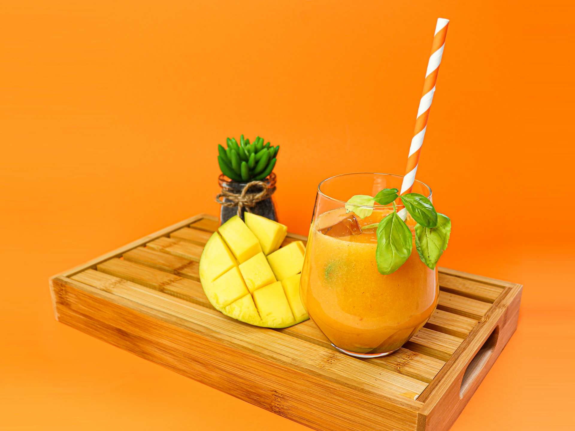 Mango Spash mocktail recipe with Rise kombucha